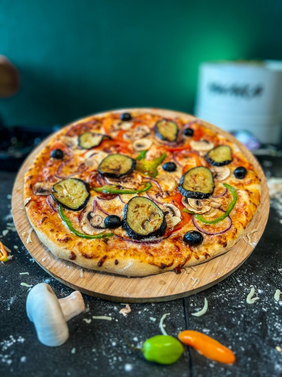 Mwaka Pizza